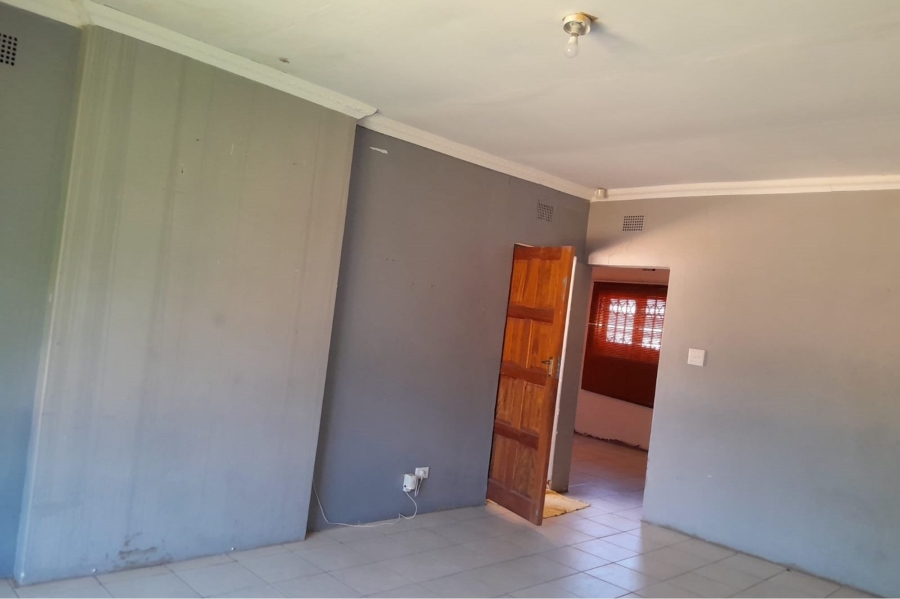 3 Bedroom Property for Sale in Odendaalsrus Free State